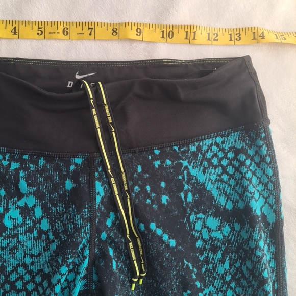 Nike Epic Lux Tight Python Black and Blue Leggings - Picture 11 of 13